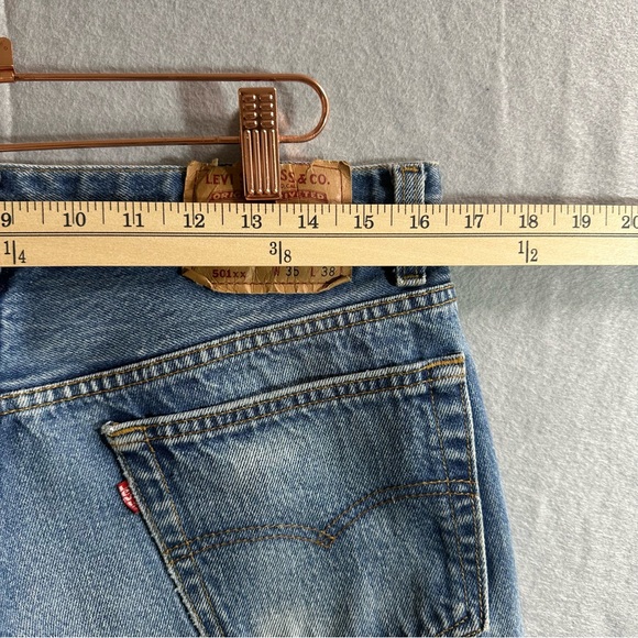 Levi’s 501xx Jeans Men 32x31 Button Fly Straight Fit Distressed Vintage - Picture 11 of 12